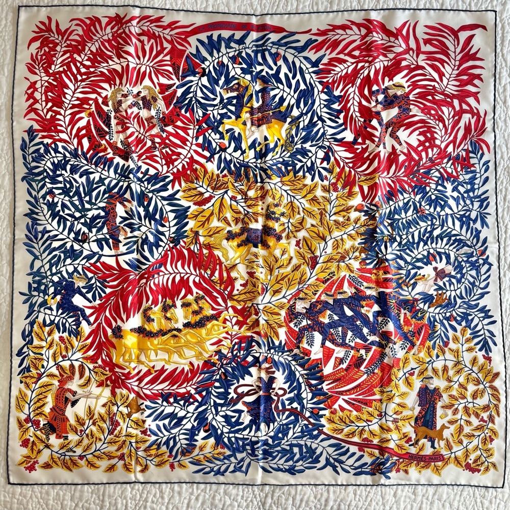 Hermès La Promenade de Platon Silk Scarf 90cm Marine Red w/ Box & Extras - Picture 6 of 12
